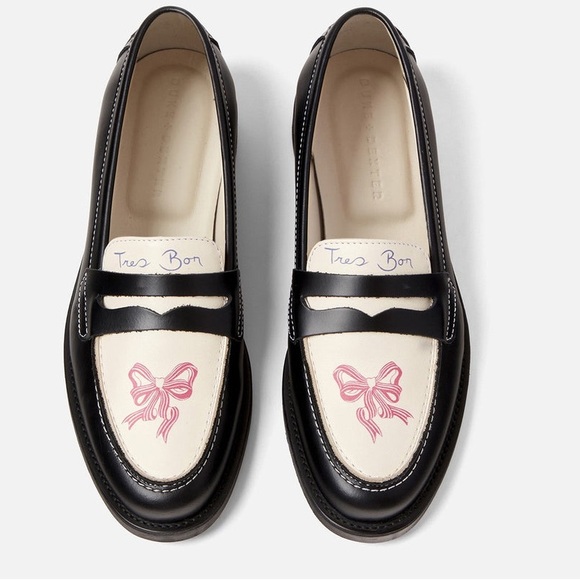 Duke and Dexter.London’s Hottest.Leather.Hand painted Pink Bow.🎀 Tres Bon.